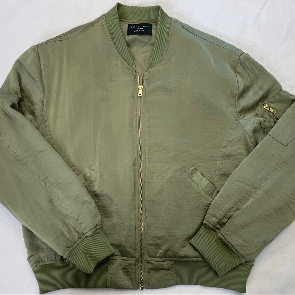 Green Love Tree Bomber